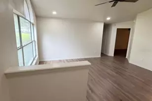 10258 Joanies Run, Leesburg, FL 34788 - Photo 4