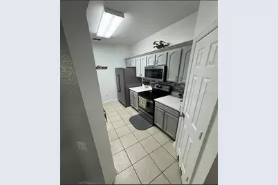 2778 Almaton Loop #303, Kissimmee, FL 34747 - Photo 4