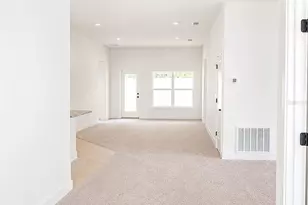 267 Verny Grove Ln, Leesburg, FL 34748 - Photo 2