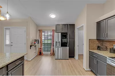 4472 Misty Dawn Court S, Jacksonville, FL 32277 - Photo 8