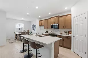 725 Farfields St, Deland, FL 32724 - Photo 10