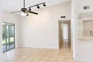 2527 Citrus Club Ln, Orlando, FL 32839 - Photo 2