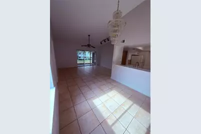 2527 Citrus Club Lane #3904, Orlando, FL 32839 - Photo 10