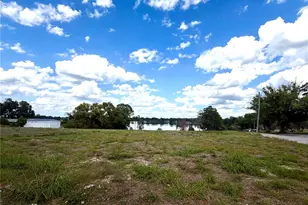 204 Ave D NE, Winter Haven, FL 33881 - Photo 4