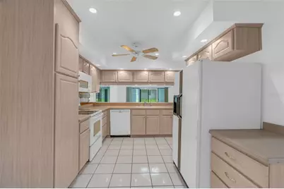 8237 Breeze Cove Lane, Orlando, FL 32819 - Photo 36