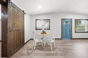 906 Sabrina Dr, Ocoee, FL 34761 - Photo 2