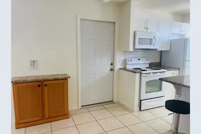 506 Caribbean Drive #B, Davenport, FL 33897 - Photo 8