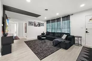 2909 Hargill Dr, Orlando, FL 32806 - Photo 22