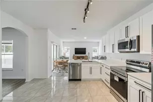931 Van Loon Ct, Kissimmee, FL 34758 - Photo 2