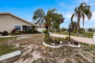 1838 N Pebble Beach Blvd, Sun City Center, FL 33573 - Photo 2