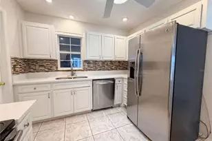1838 N Pebble Beach Blvd, Sun City Center, FL 33573 - Photo 10