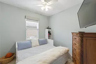212 Granada Ln, Davenport, FL 33837 - Photo 10