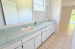 336 Montgomery Ct, Kissimmee, FL 34758 - Photo 14