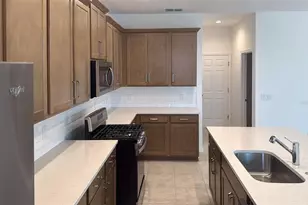 6863 Spanish Imperial St, Howey in the Hills, FL 34737 - Photo 4