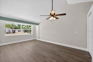 3851 Saturn Dr, New Port Richey, FL 34652 - Photo 20