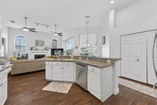 4552 Lake Calabay Dr, Orlando, FL 32837 - Photo 16