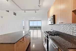 150 E Robinson St, Orlando, FL 32801 - Photo 16