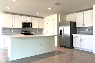 6527 SE 1st Loop, Ocala, FL 34472 - Photo 4