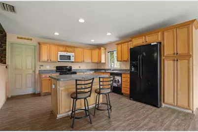 219 Mountain Drive, Babson Park, FL 33827 - Photo 4