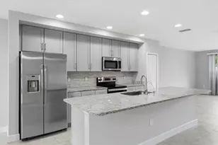 4712 Terra Esmeralda Dr, Kissimmee, FL 34746 - Photo 2
