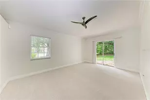 6101 55th Ave Cir E, Bradenton, FL 34203 - Photo 6