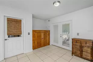 8732 Overlook Dr, Tampa, FL 33617 - Photo 22