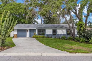 8732 Overlook Dr, Tampa, FL 33617 - Photo 40