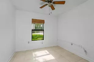 8732 Overlook Dr, Tampa, FL 33617 - Photo 26
