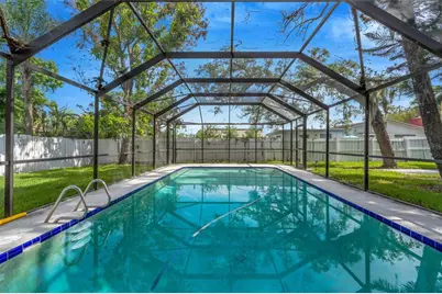 8732 Overlook Drive, Tampa, FL 33617 - Photo 14