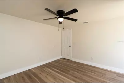 9501 Camden Hill Court, Tampa, FL 33615 - Photo 32