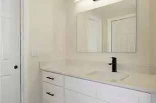 9501 Camden Hill Ct, Tampa, FL 33615 - Photo 22