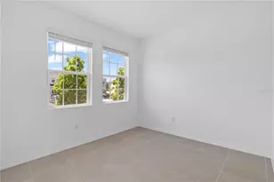 6256 Fairmont Ln, Palmetto, FL 34221 - Photo 2