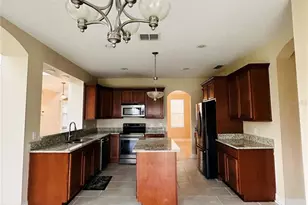 438 Palm Dr, Sanford, FL 32771 - Photo 10