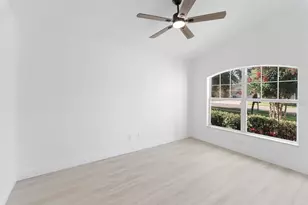 6249 Twin Bridges Dr, Zephyrhills, FL 33541 - Photo 28