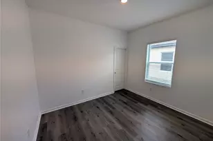 34933 Daisy Meadow Loop, Zephyrhills, FL 33541 - Photo 14