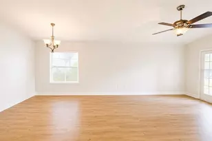 2351 Holly Pine Cir, Orlando, FL 32820 - Photo 6
