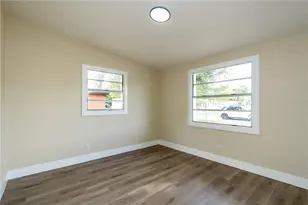 8325 Endive Ave, Tampa, FL 33619 - Photo 16