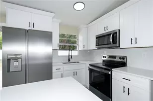 8325 Endive Ave, Tampa, FL 33619 - Photo 6
