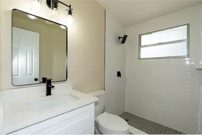 8325 Endive Avenue, Tampa, FL 33619 - Photo 22