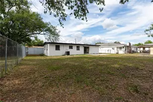 8325 Endive Ave, Tampa, FL 33619 - Photo 34