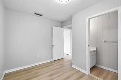 2817 Hawthorne Street, Sarasota, FL 34239 - Photo 24