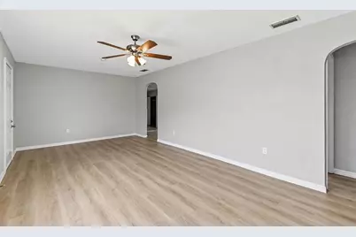 2817 Hawthorne Street, Sarasota, FL 34239 - Photo 14