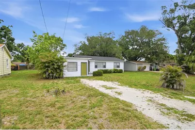 2817 Hawthorne Street, Sarasota, FL 34239 - Photo 2