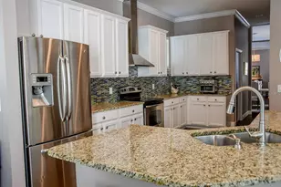 914 Waterside Dr, Celebration, FL 34747 - Photo 30