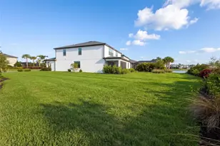 16419 Pebble Rdg Dr, Bradenton, FL 34211 - Photo 2
