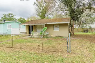 14918 Pine Crest Rd, Tampa, FL 33613 - Photo 10