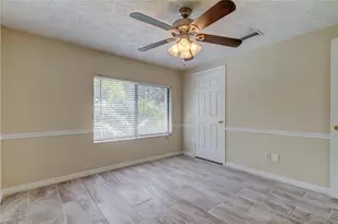 10406 Reclinata Ln, Tampa, FL 33618 - Photo 26