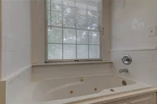 10406 Reclinata Ln, Tampa, FL 33618 - Photo 50