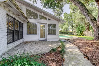 10406 Reclinata Lane, Tampa, FL 33618 - Photo 50