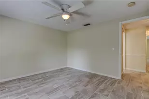 10406 Reclinata Ln, Tampa, FL 33618 - Photo 32